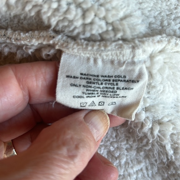 “Soho Threads” fuzzy shirt/jacket - Picture 11 of 12